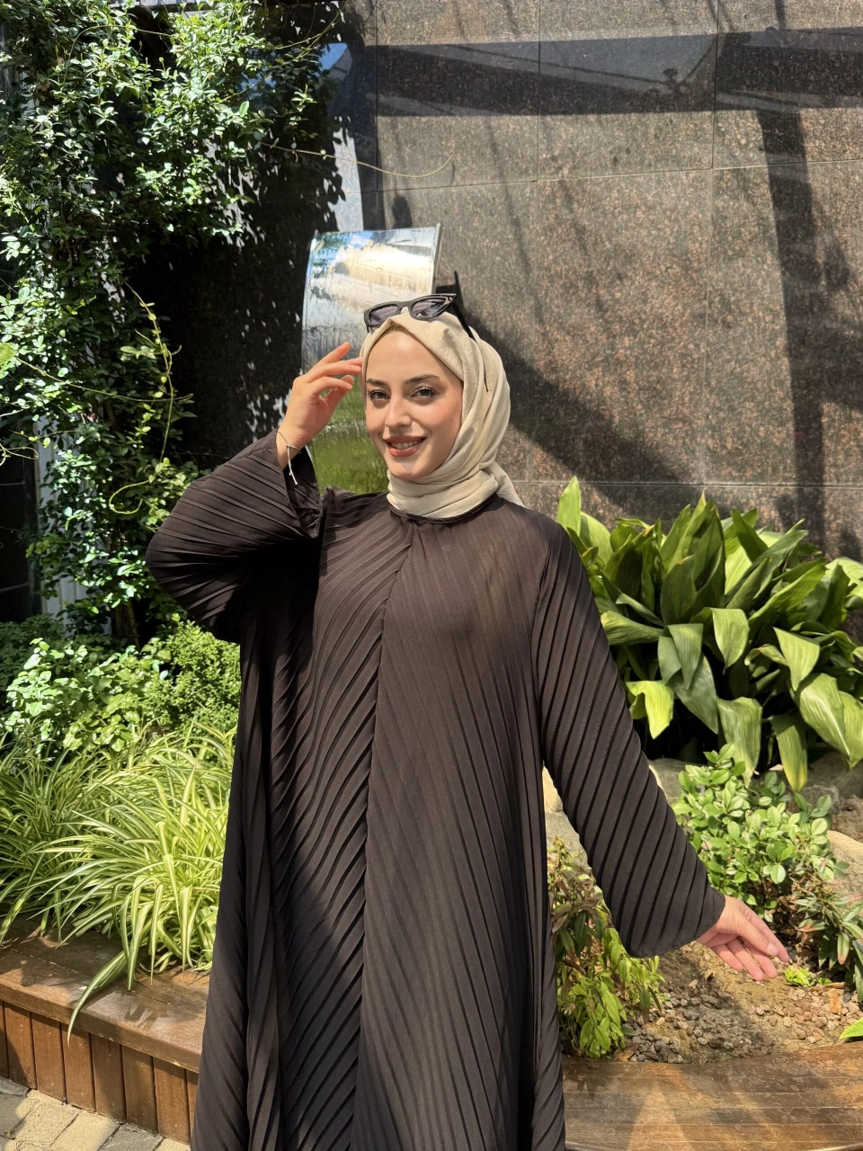 Siyah Pilise Elbise Abaya - Görsel 5