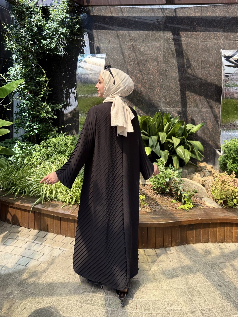Siyah Pilise Elbise Abaya - Görsel 3