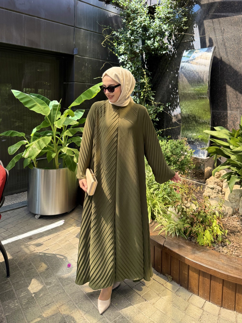 Haki Pilise Elbise Abaya